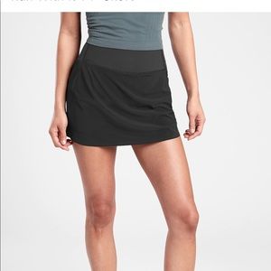 Athleta run with it skort